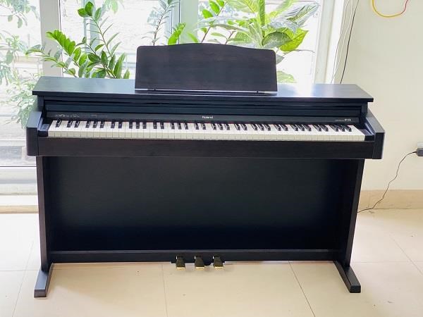 Đàn Piano Điện Roland Hp 147R