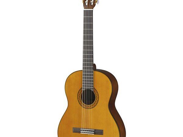 Guitar Yamaha C 70