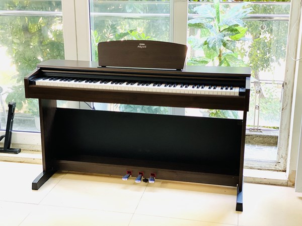 Đàn Piano Điện Yamaha YDP 140M