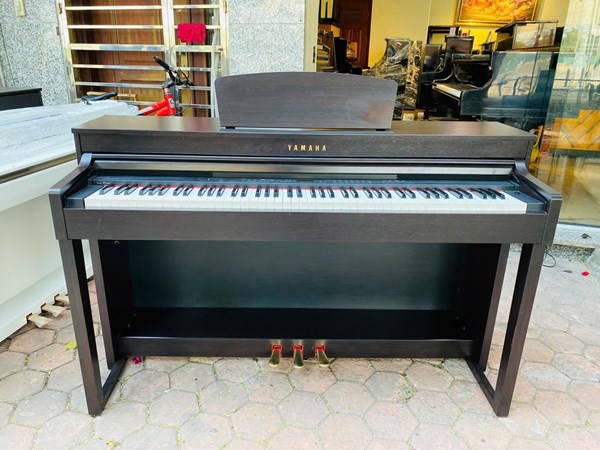 Yamaha CLP 430R