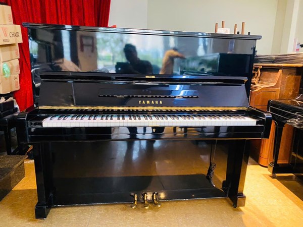  Đàn Piano cơ Upright Yamaha  U2C 563318   