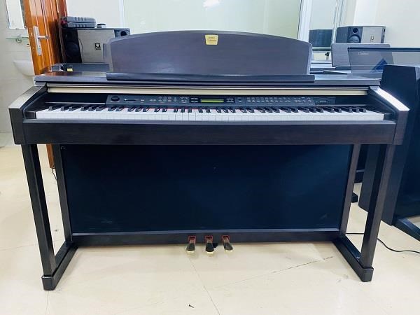 Đàn Piano Điện Yamaha CLP 230 R
