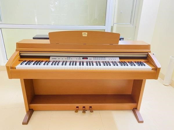 Đàn Piano Điện Yamaha CLP 230C