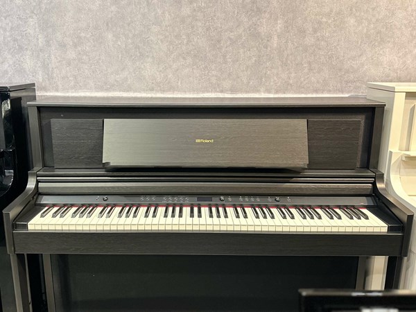 Piano Điện Roland  LX706GPKR