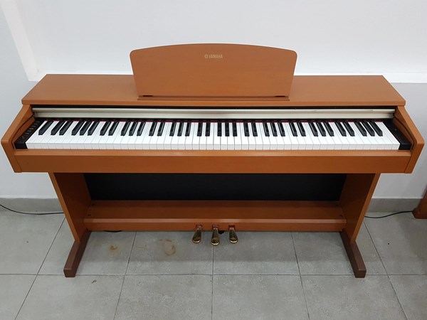 Piano Điện Yamaha J8000