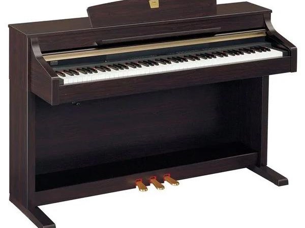 Piano Điện  CLP330