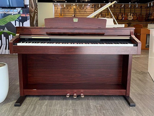 Piano Điện Yamaha CLP330M