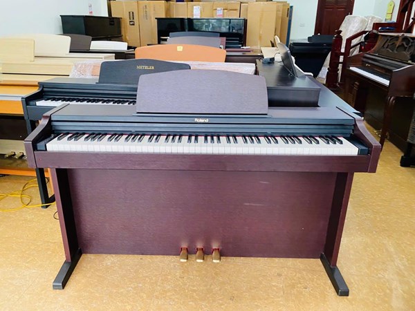 Đàn Piano Điện Roland MP101